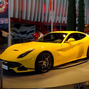 ����: Ferrari