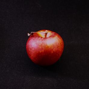 ����: Red apple