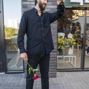����: � ����� ���� ����